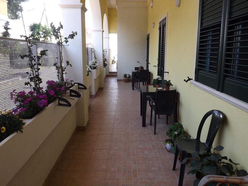 Bed and Breakfast Araucaria Torre San Giovanni Exterior foto