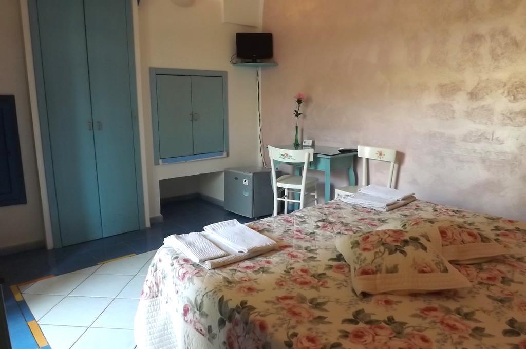 Bed and Breakfast Araucaria Torre San Giovanni Exterior foto
