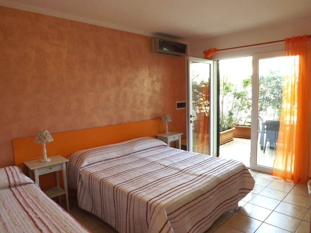 Bed and Breakfast Araucaria Torre San Giovanni Exterior foto